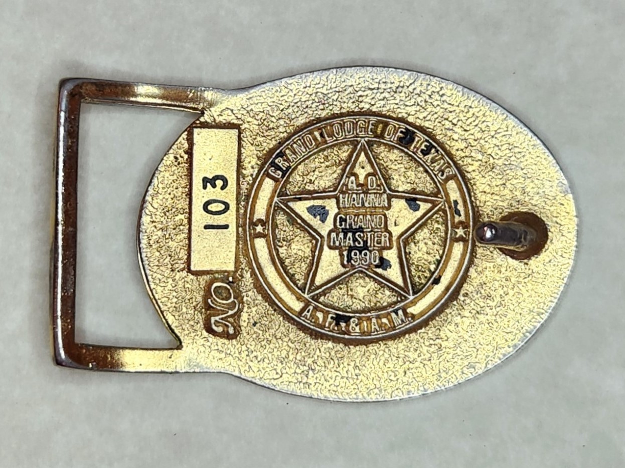 [Buckle Pic Missing] (Click here)